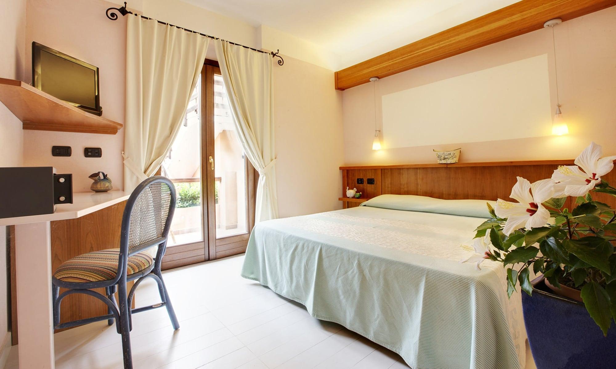 Hotel Cala Reale Stintino Eksteriør bilde