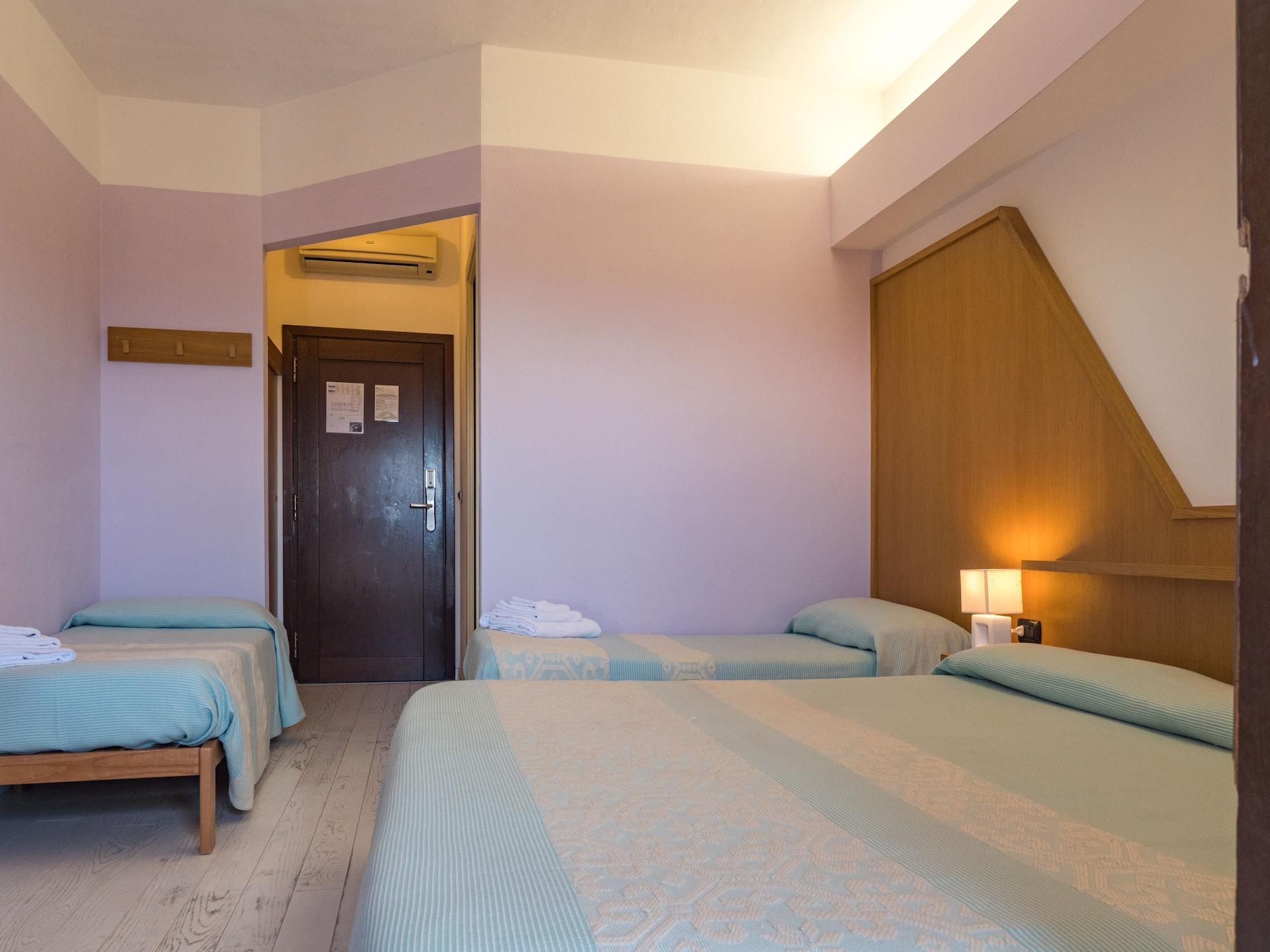 Hotel Cala Reale Stintino Eksteriør bilde