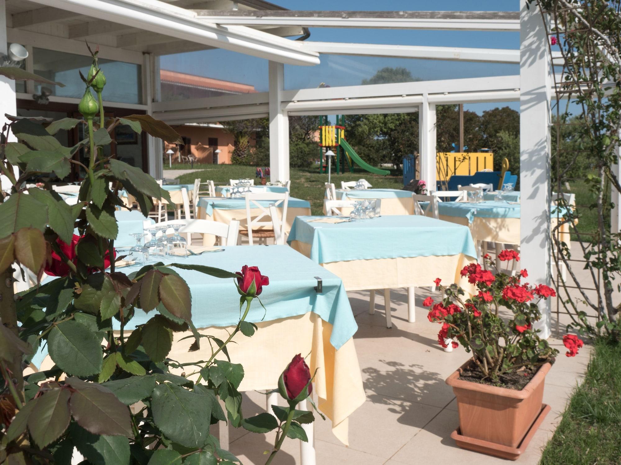 Hotel Cala Reale Stintino Eksteriør bilde